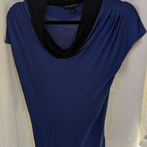 Banana Republic blue T med